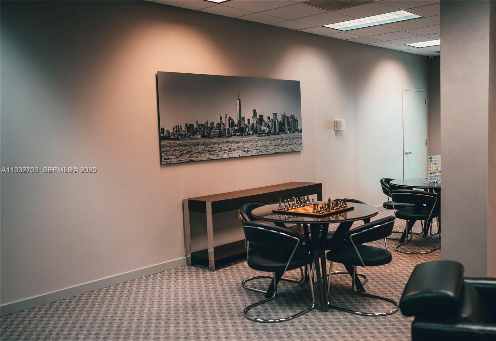 OCEANVIEW BUILDING B COND - Residential