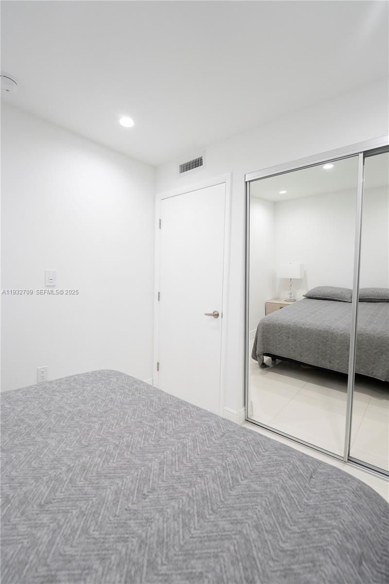 OCEANVIEW BUILDING B COND - Residential