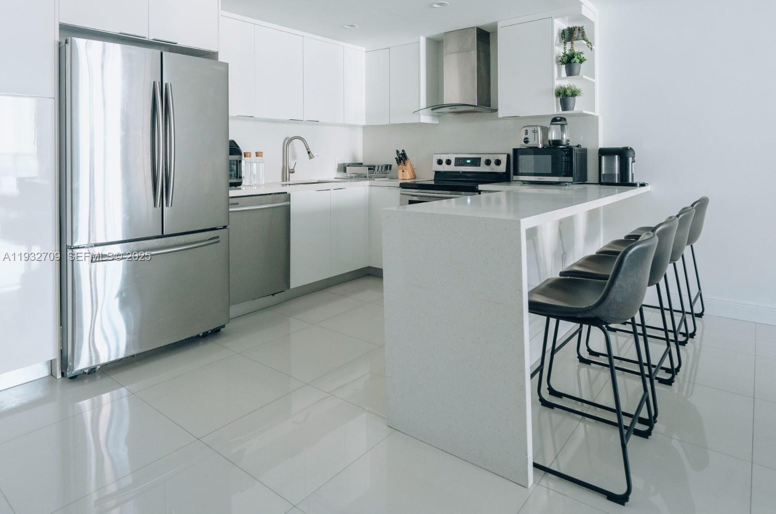 OCEANVIEW BUILDING B COND - Residential