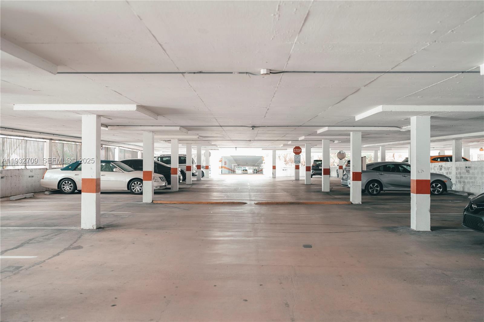 OCEANVIEW BUILDING B COND - Residential