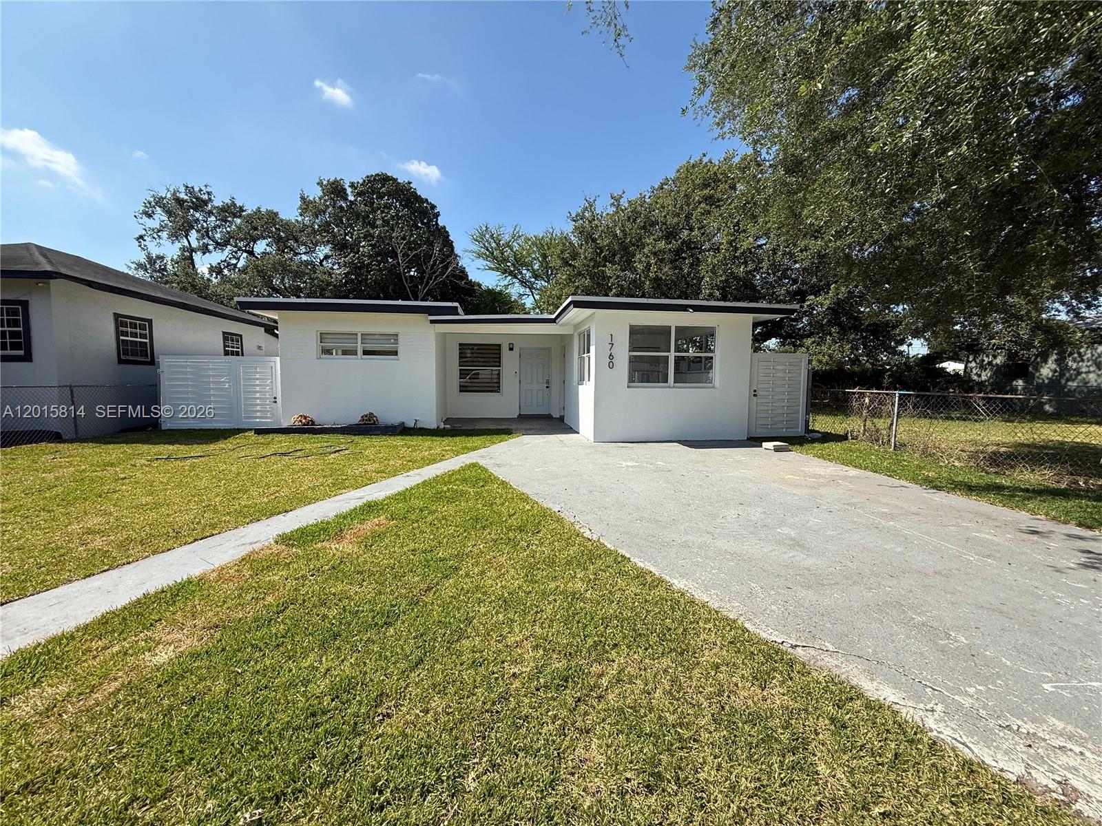 1760 NW 84th St