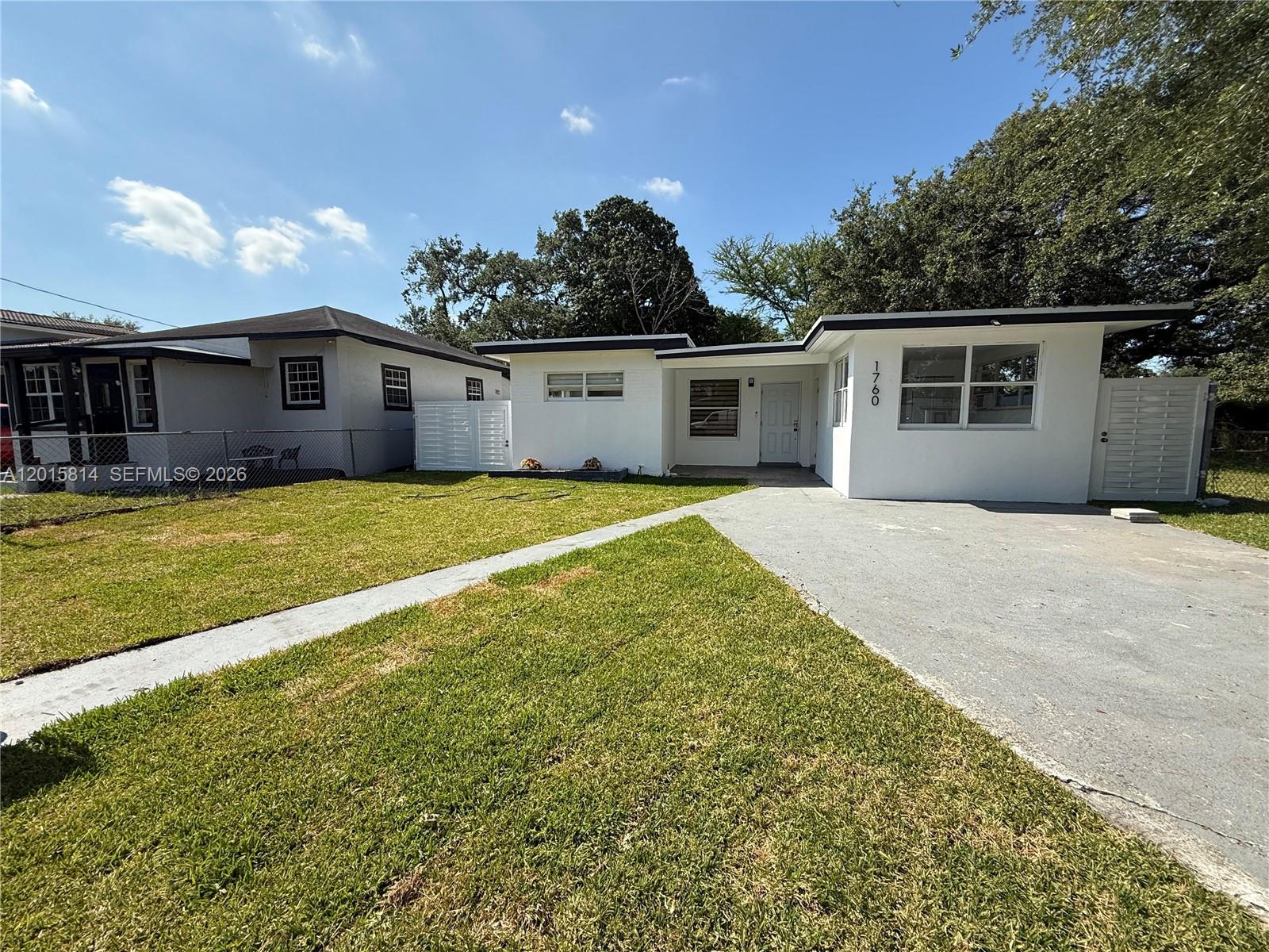 1760 NW 84th St