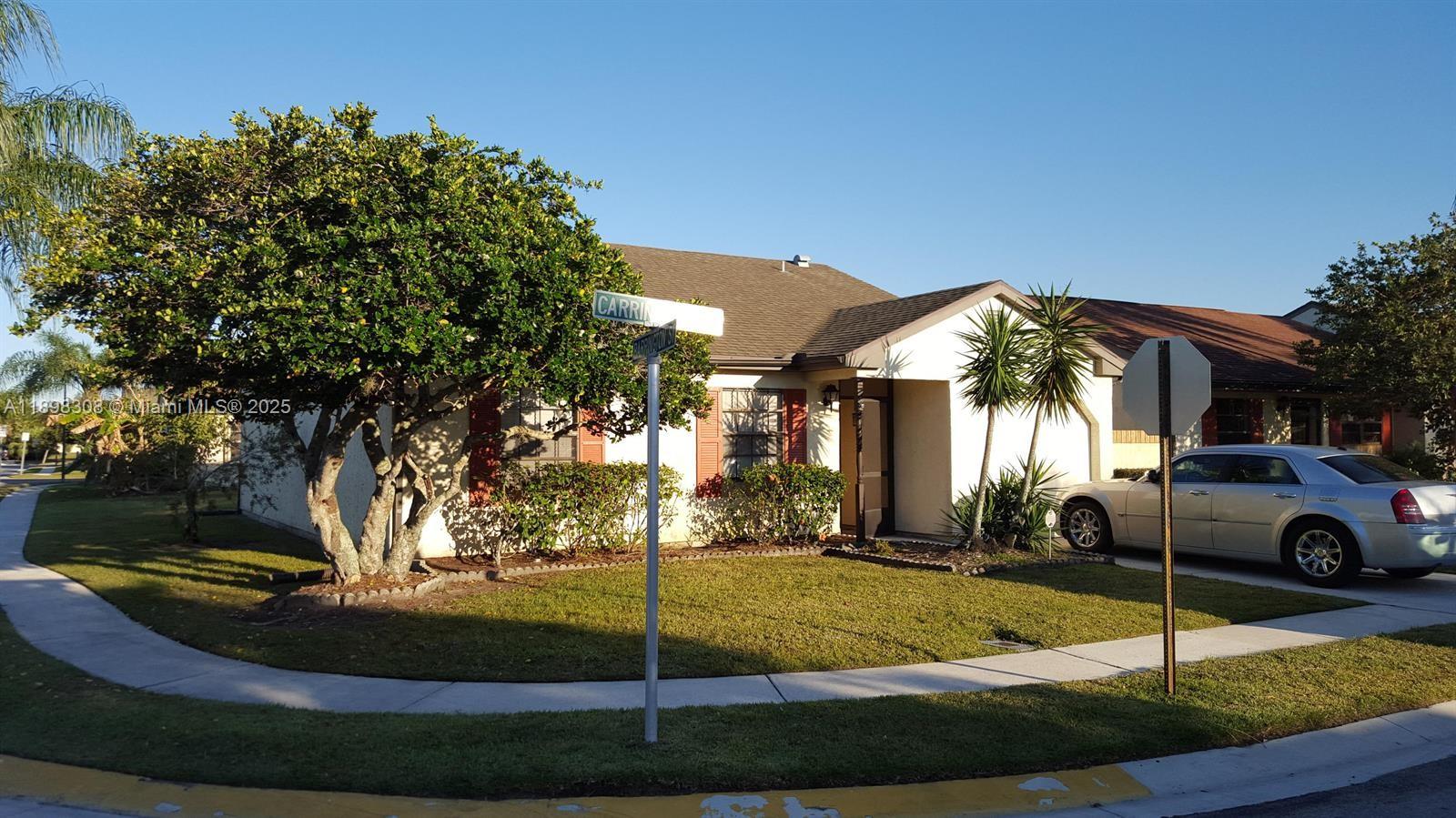 PORT ST LUCIE SECTION 53 - Residential Lease
