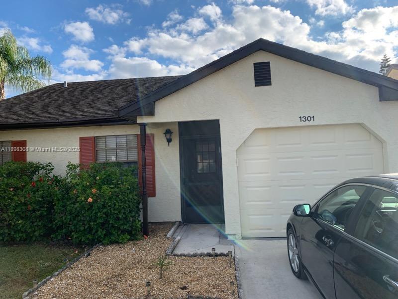 PORT ST LUCIE SECTION 53 - Residential Lease