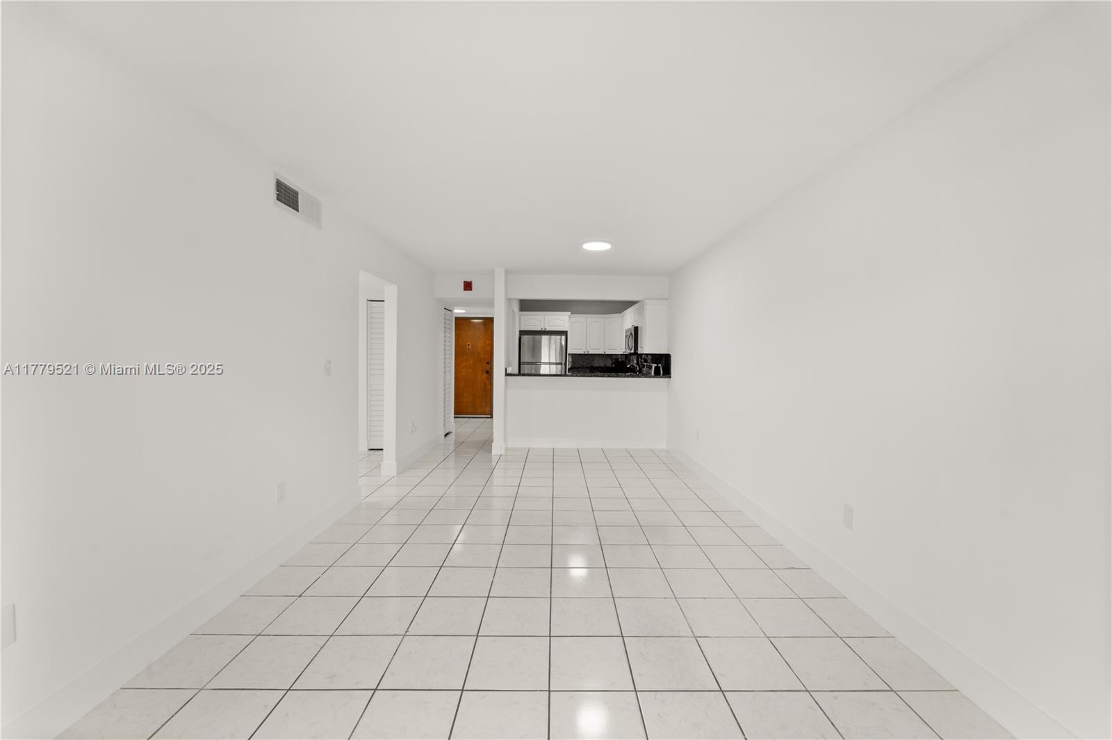 8990 Sw 24th St 12, Miami, Broward County, Florida - 2 Bedrooms  
2 Bathrooms - 