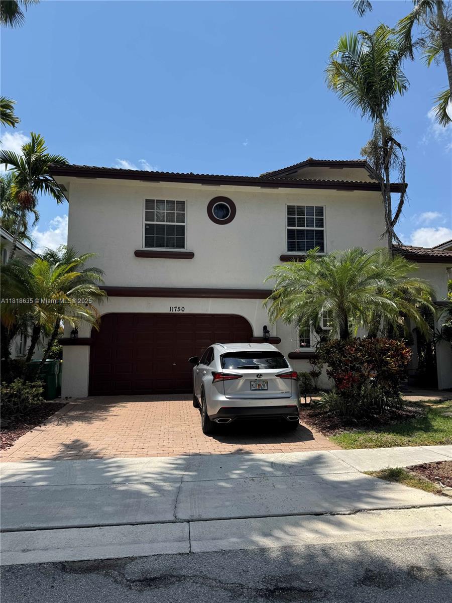 11750 Nw 2nd St, Plantation, Miami-Dade County, Florida - 5 Bedrooms  
3 Bathrooms - 