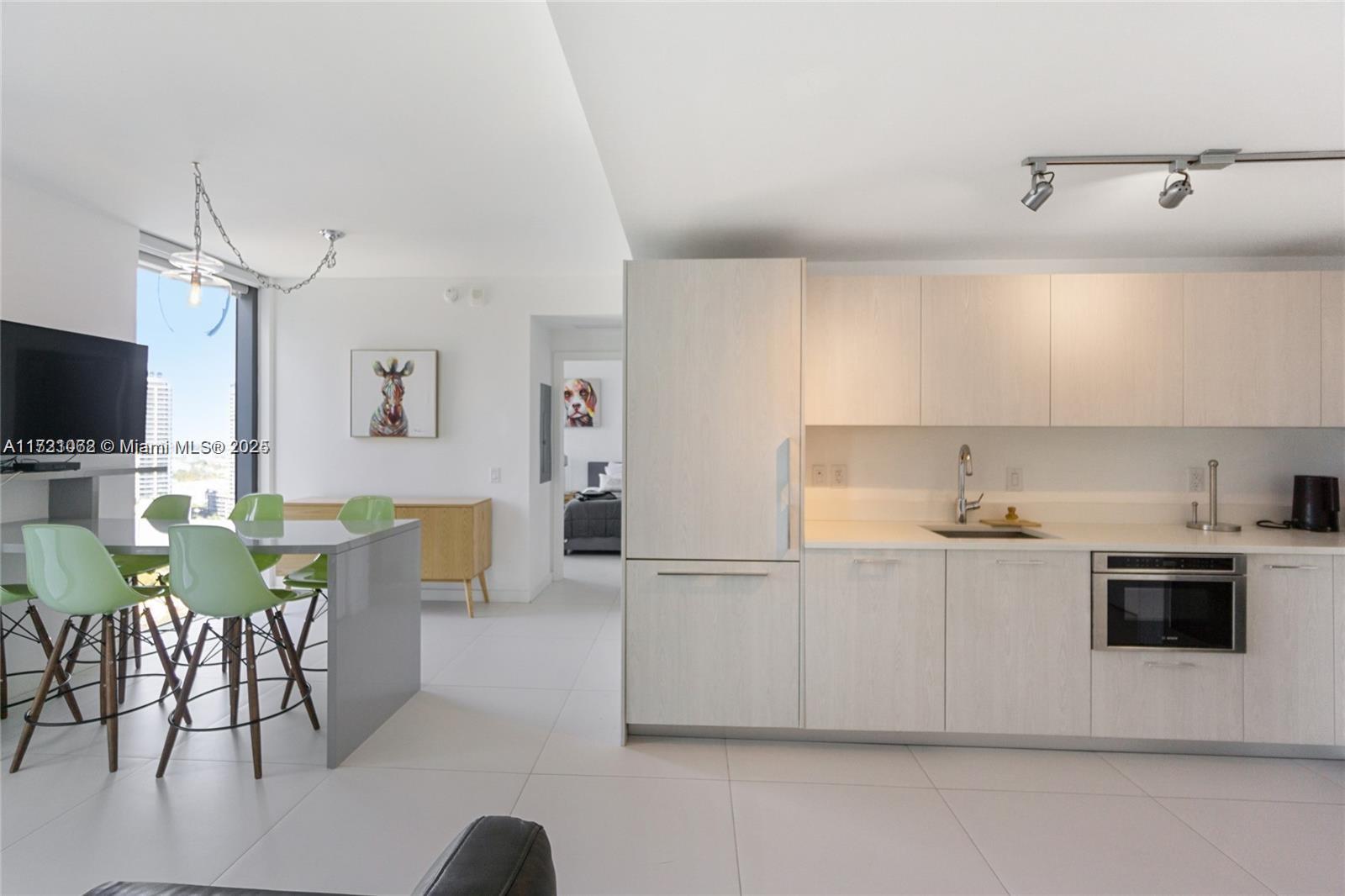 PARAISO BAYVIEWS CONDO - Residential