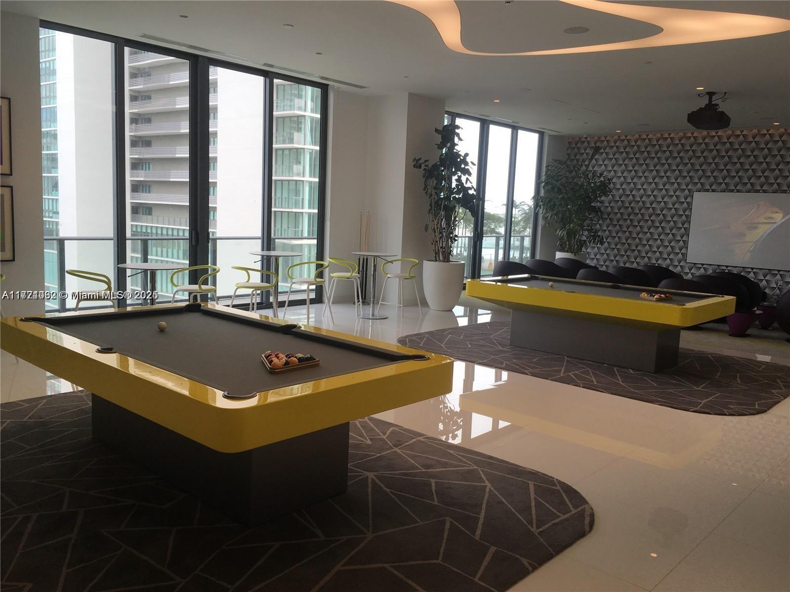 PARAISO BAYVIEWS CONDO - Residential