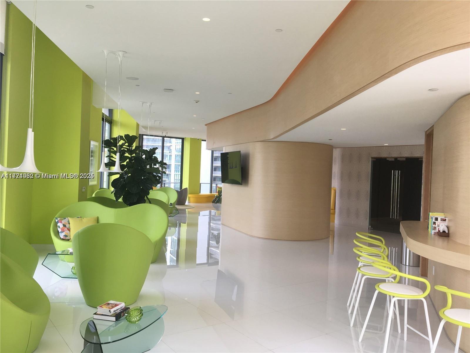 PARAISO BAYVIEWS CONDO - Residential