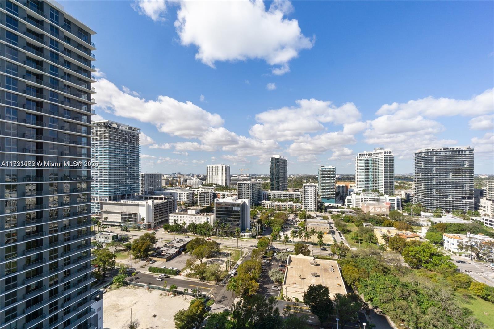 PARAISO BAYVIEWS CONDO - Residential