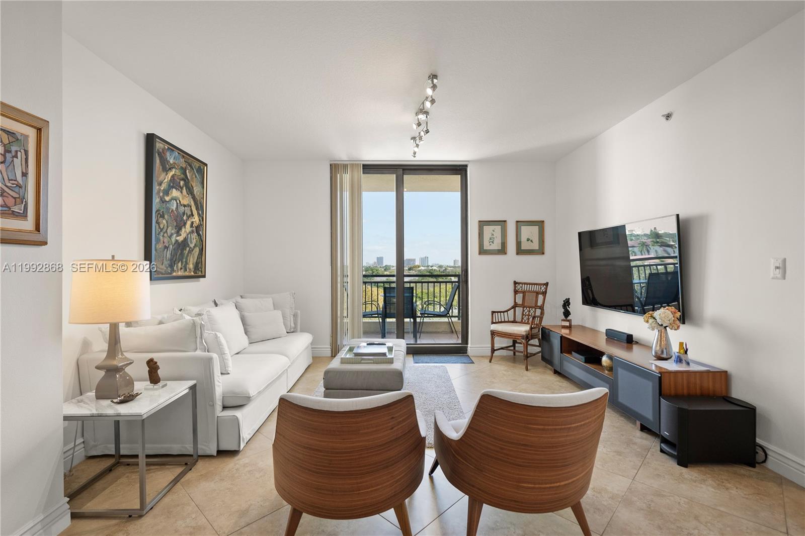 WAVERLY AT LAS OLAS CONDO - Residential Lease