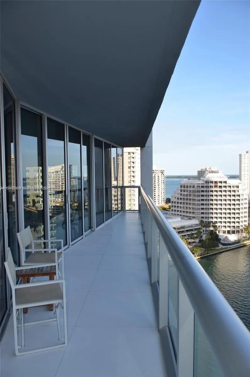 ICON BRICKELL NO TWO - Residential