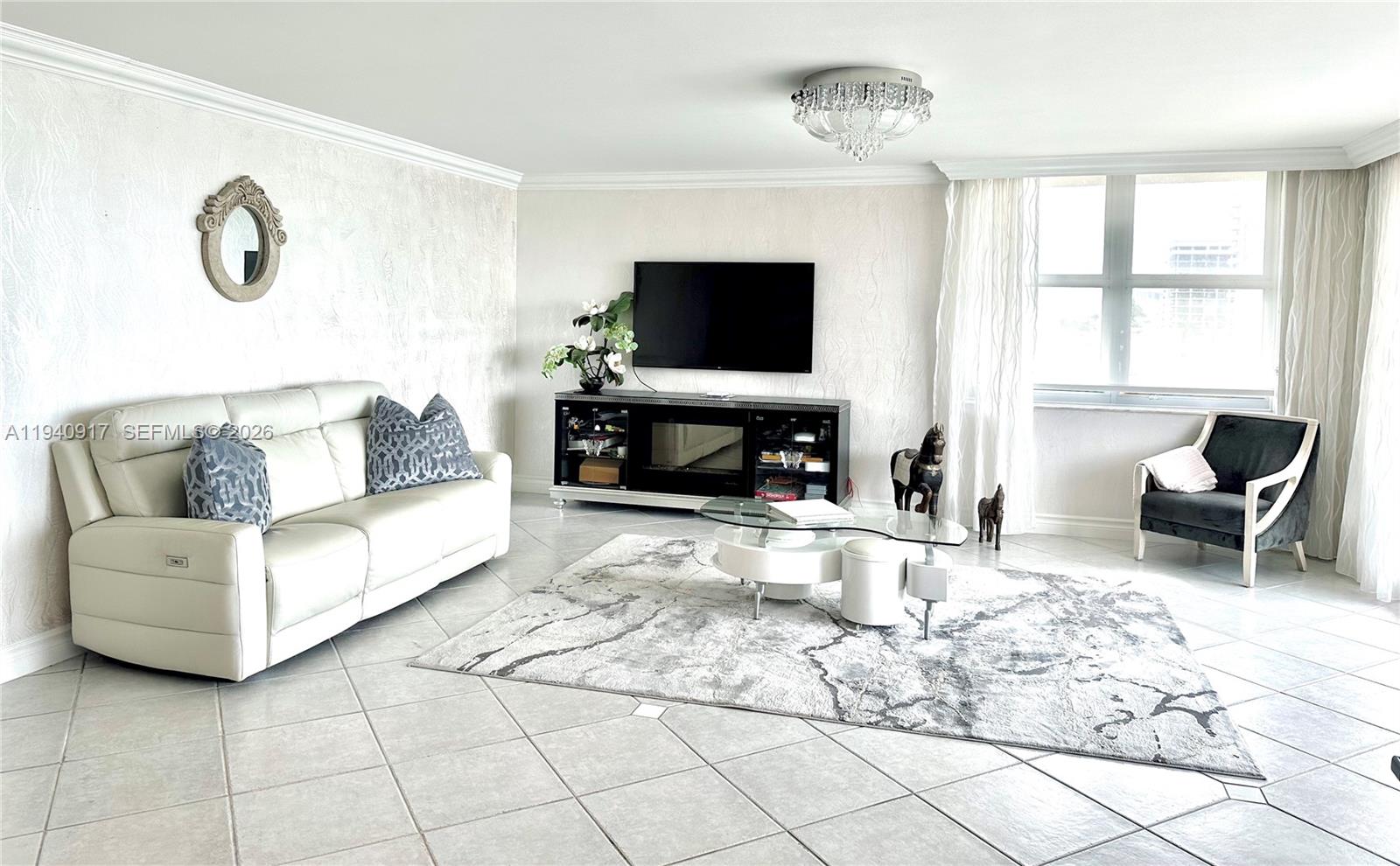 MALAGA TOWERS CONDO - Residential