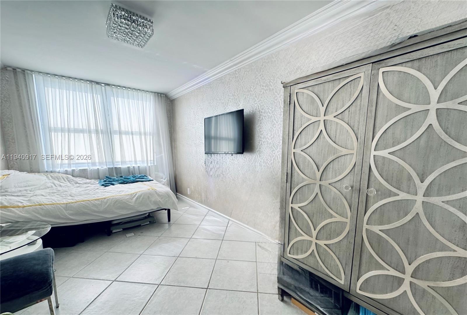 MALAGA TOWERS CONDO - Residential