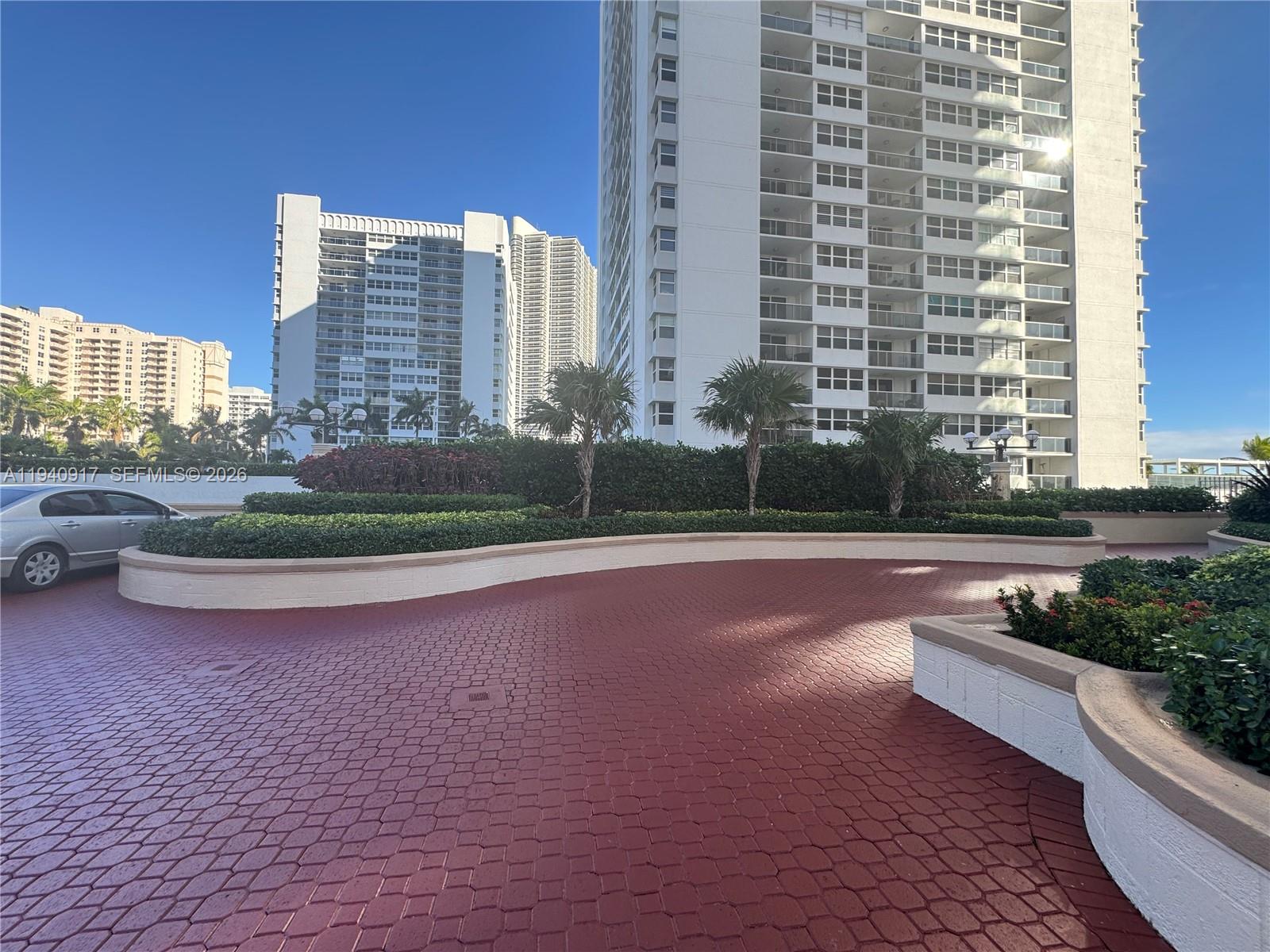 MALAGA TOWERS CONDO - Residential