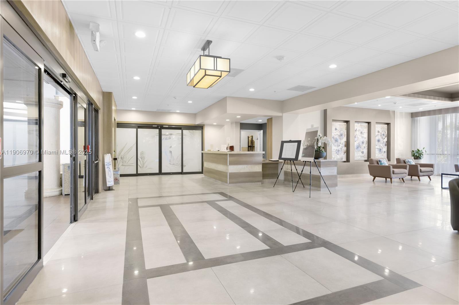 FLAMENCO CONDO TOWER I - Residential