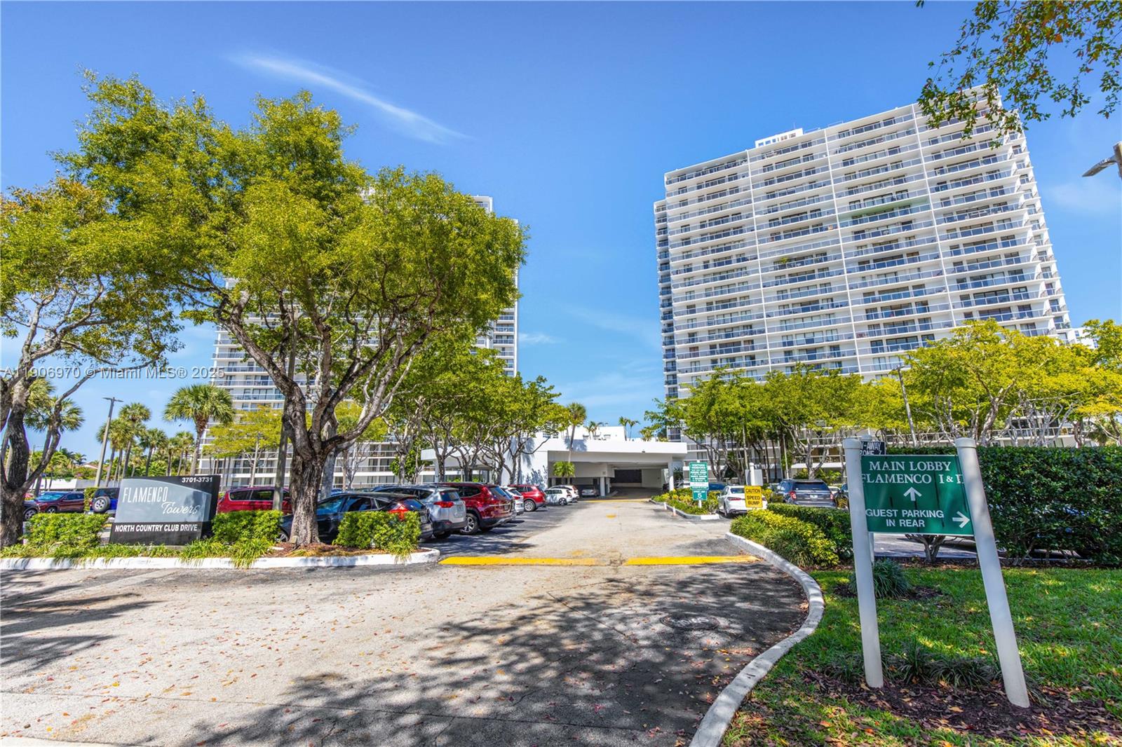 FLAMENCO CONDO TOWER I - Residential