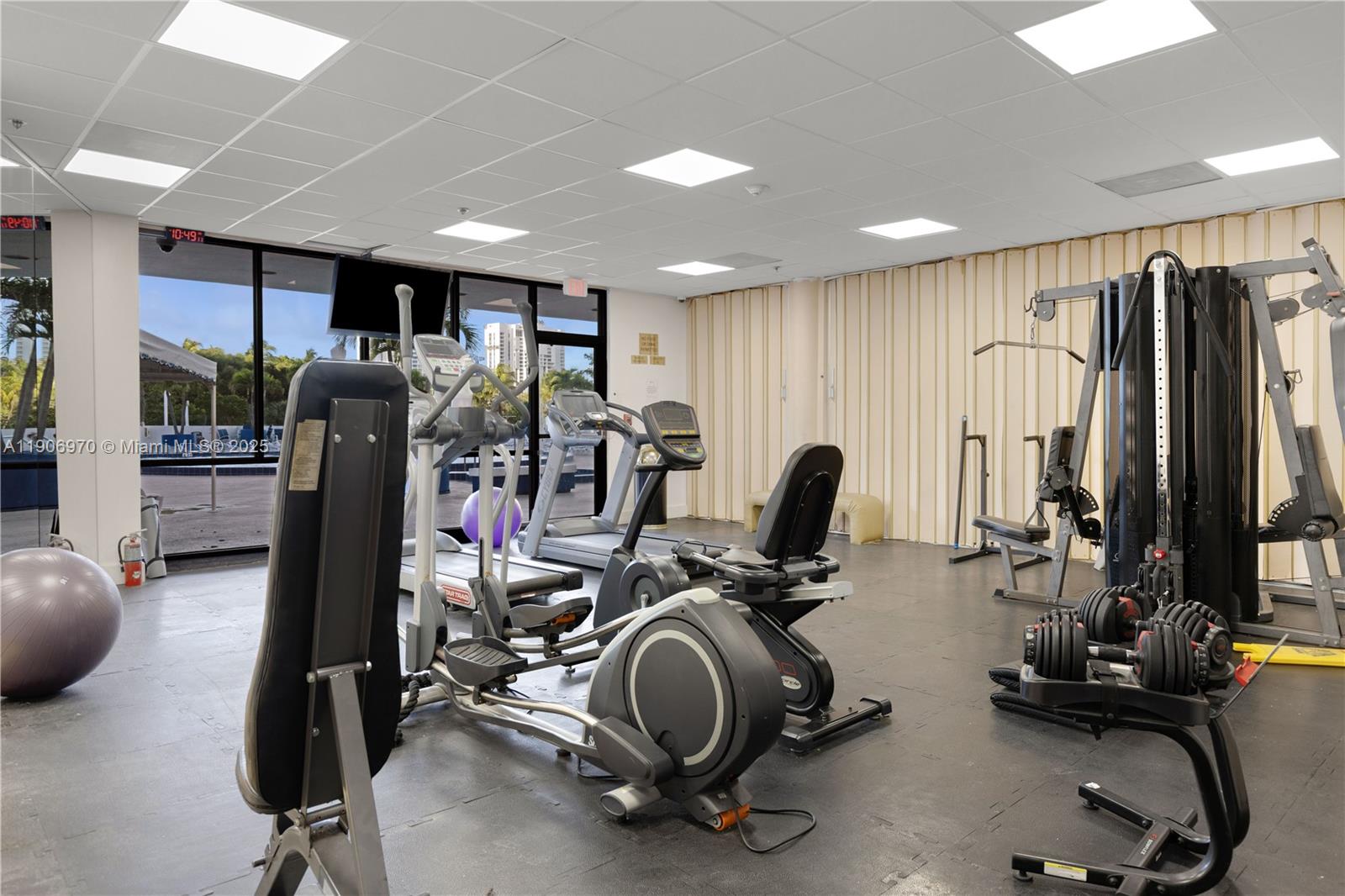 FLAMENCO CONDO TOWER I - Residential