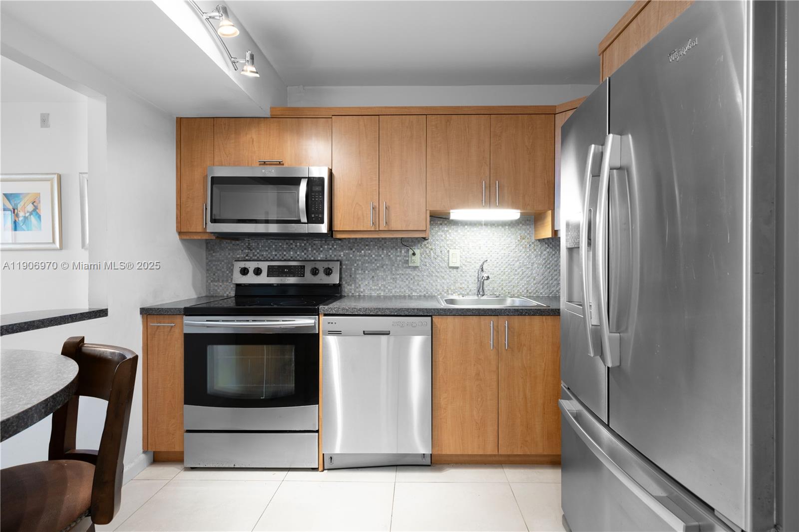 FLAMENCO CONDO TOWER I - Residential