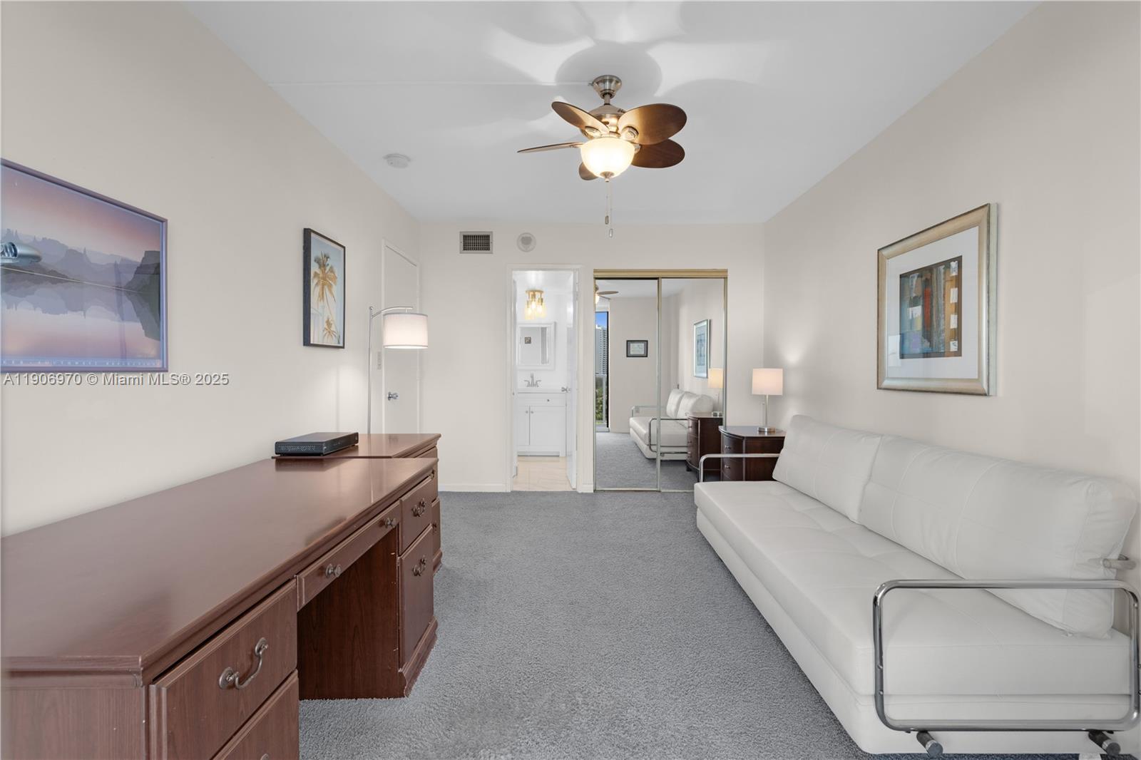 FLAMENCO CONDO TOWER I - Residential