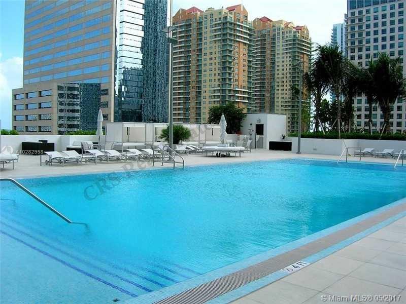 THE PLAZA 901 BRICKELL CO - Residential Lease