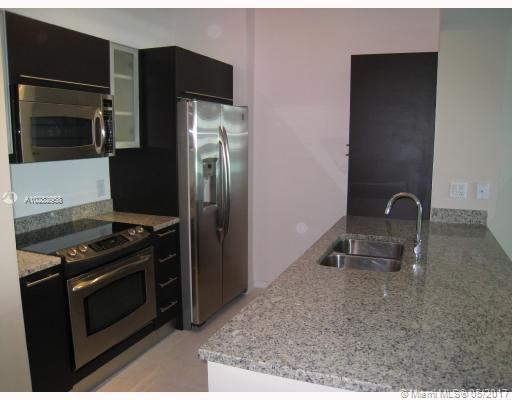 THE PLAZA 901 BRICKELL CO - Residential Lease