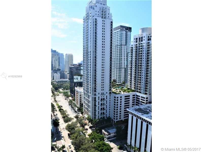 THE PLAZA 901 BRICKELL CO - Residential Lease