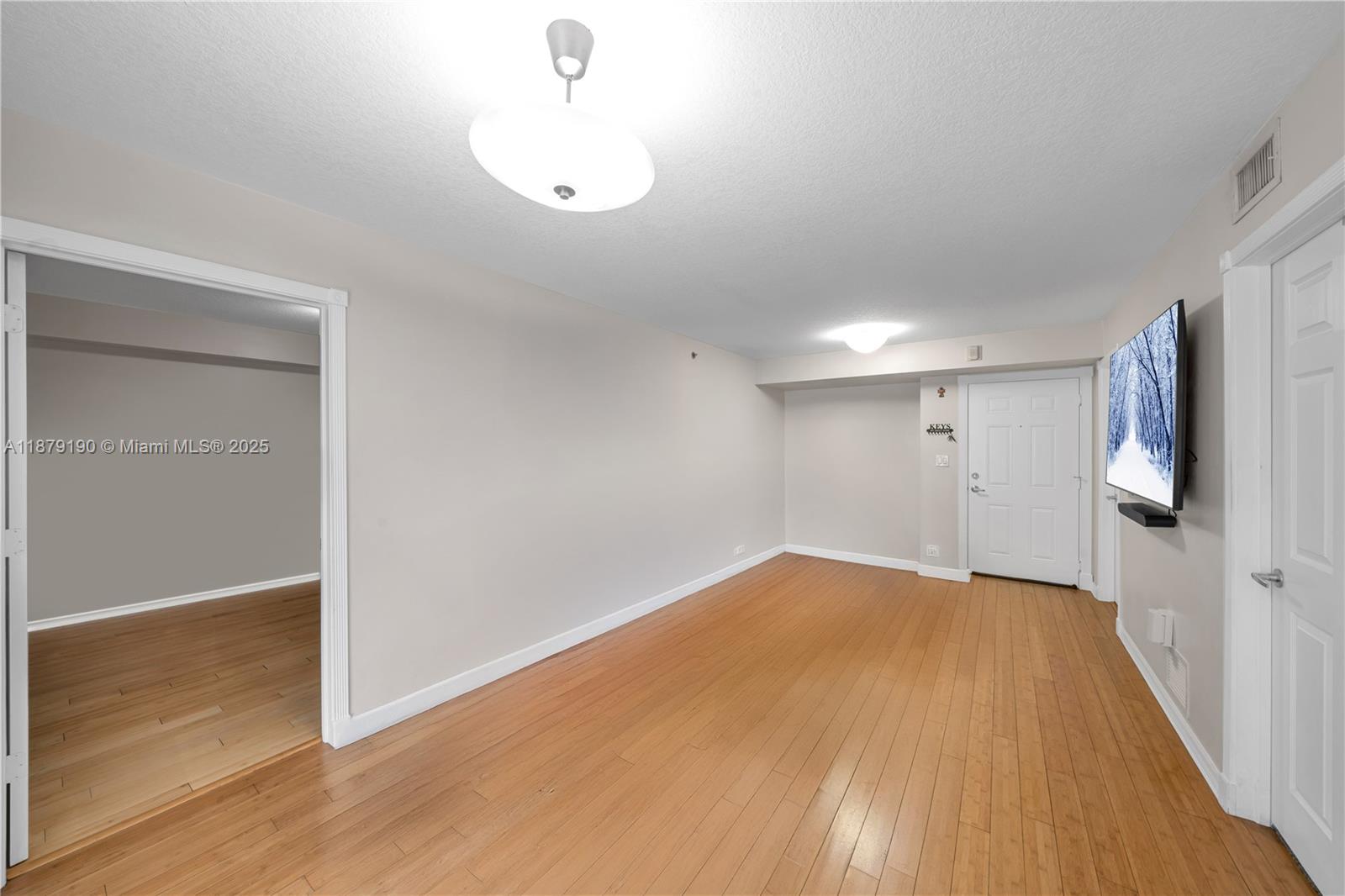 2475 NW 16th St Rd 406