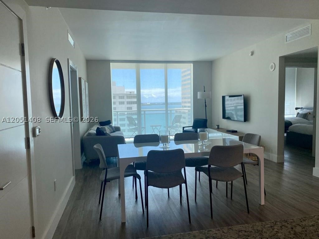 951 Brickell Ave 1706