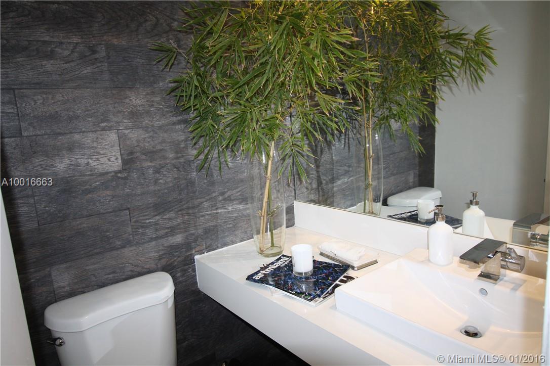 Grove Paradise Condo - Residential Lease