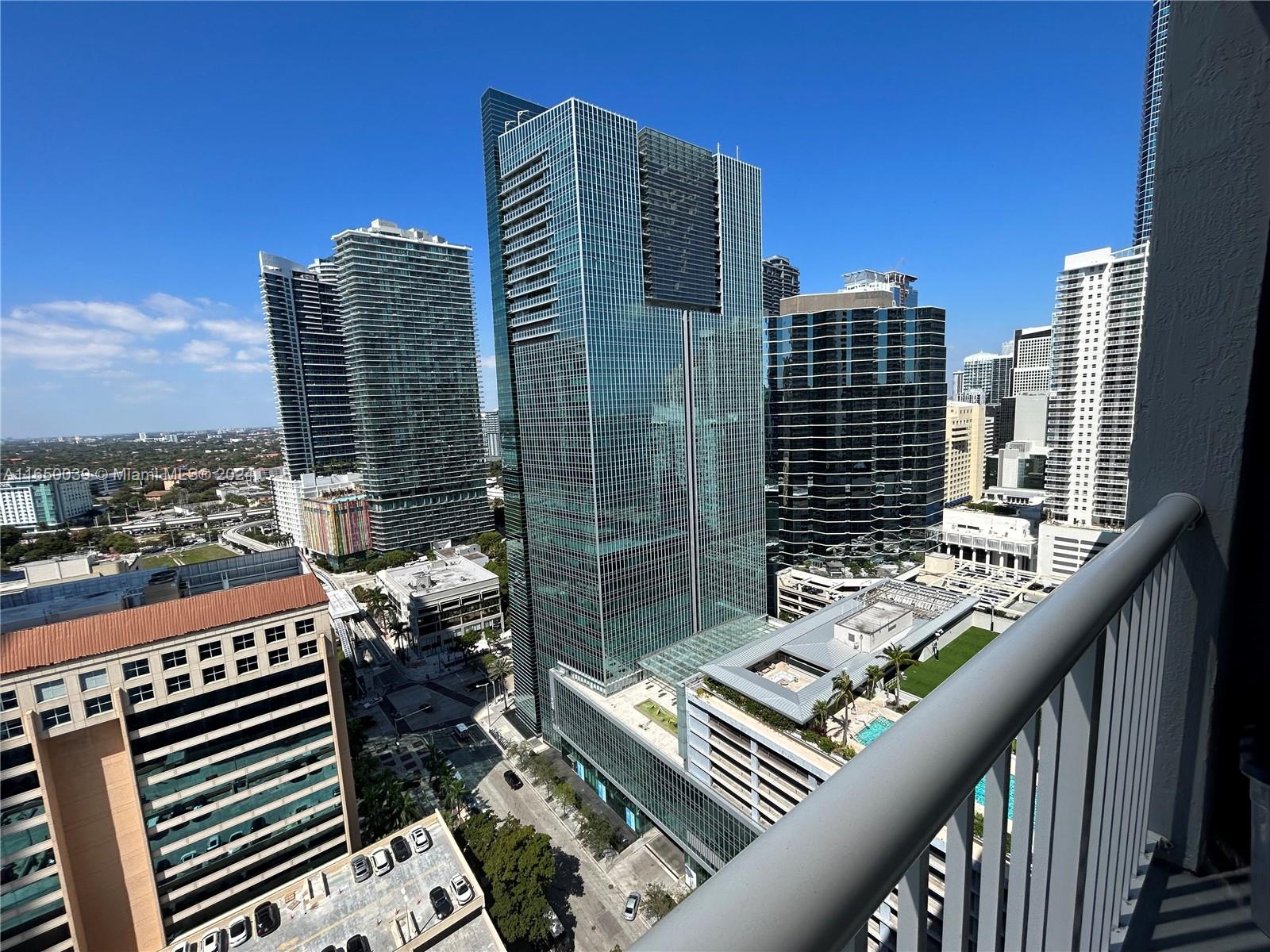 THE SAIL CONDO - Residential