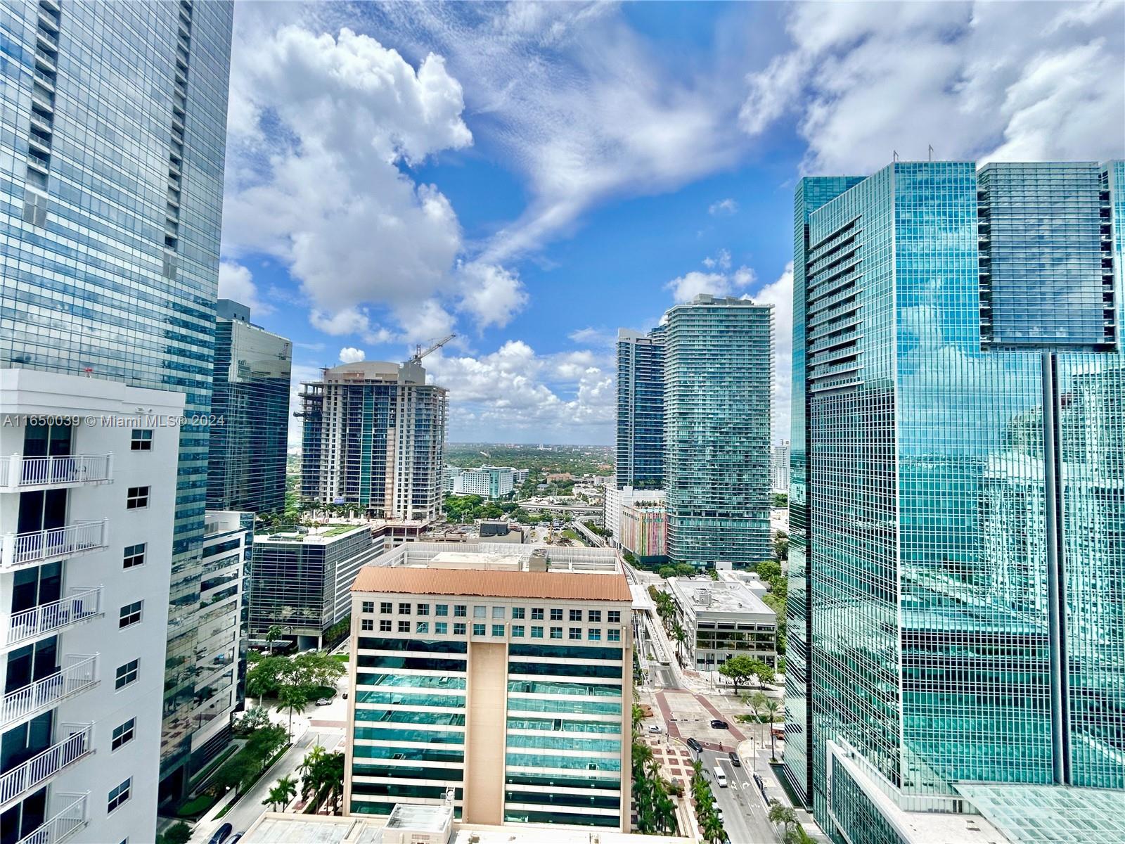 THE SAIL CONDO - Residential