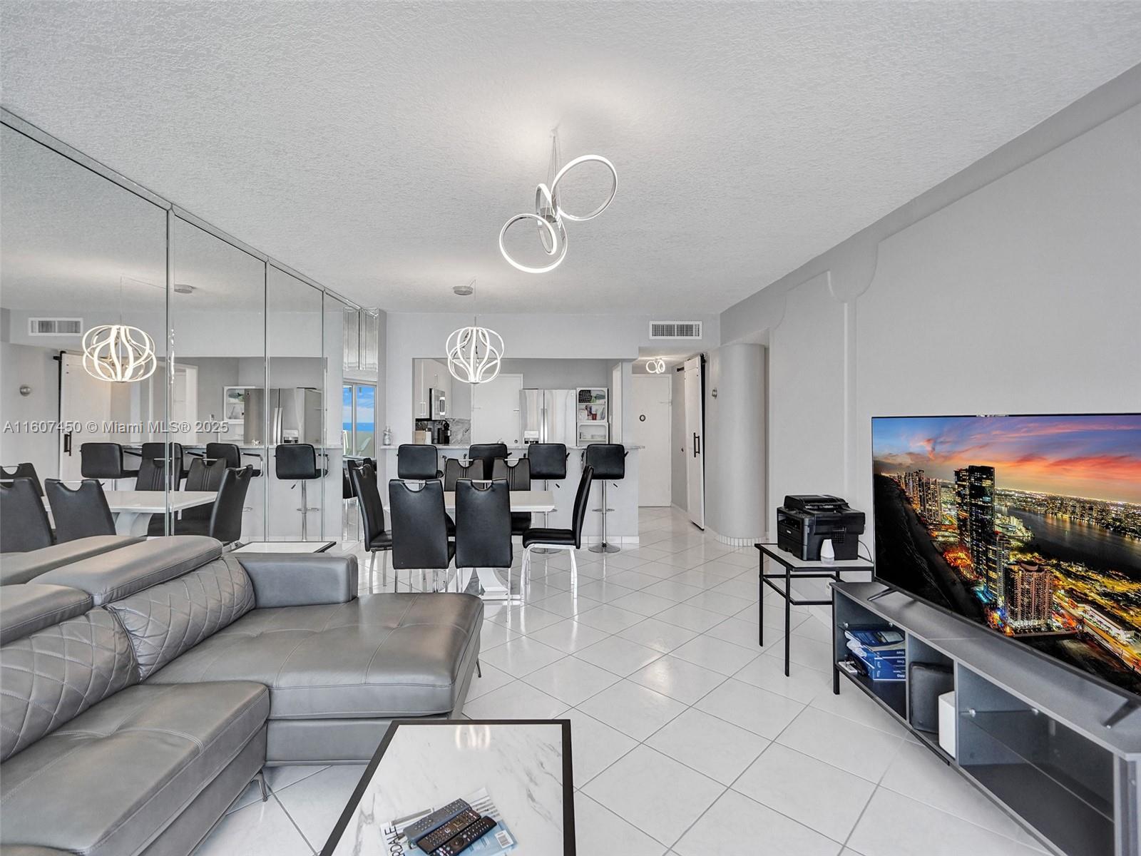 SEA AIR TOWERS CONDO - Residential Lease