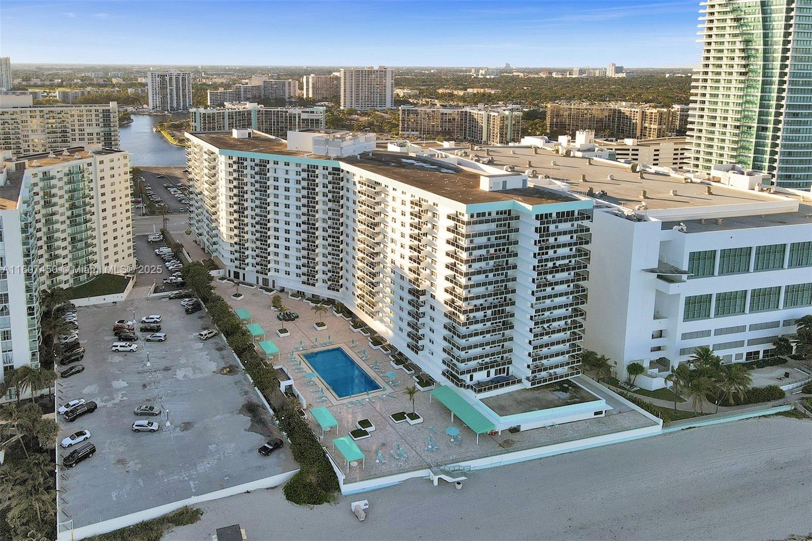 SEA AIR TOWERS CONDO - Residential Lease