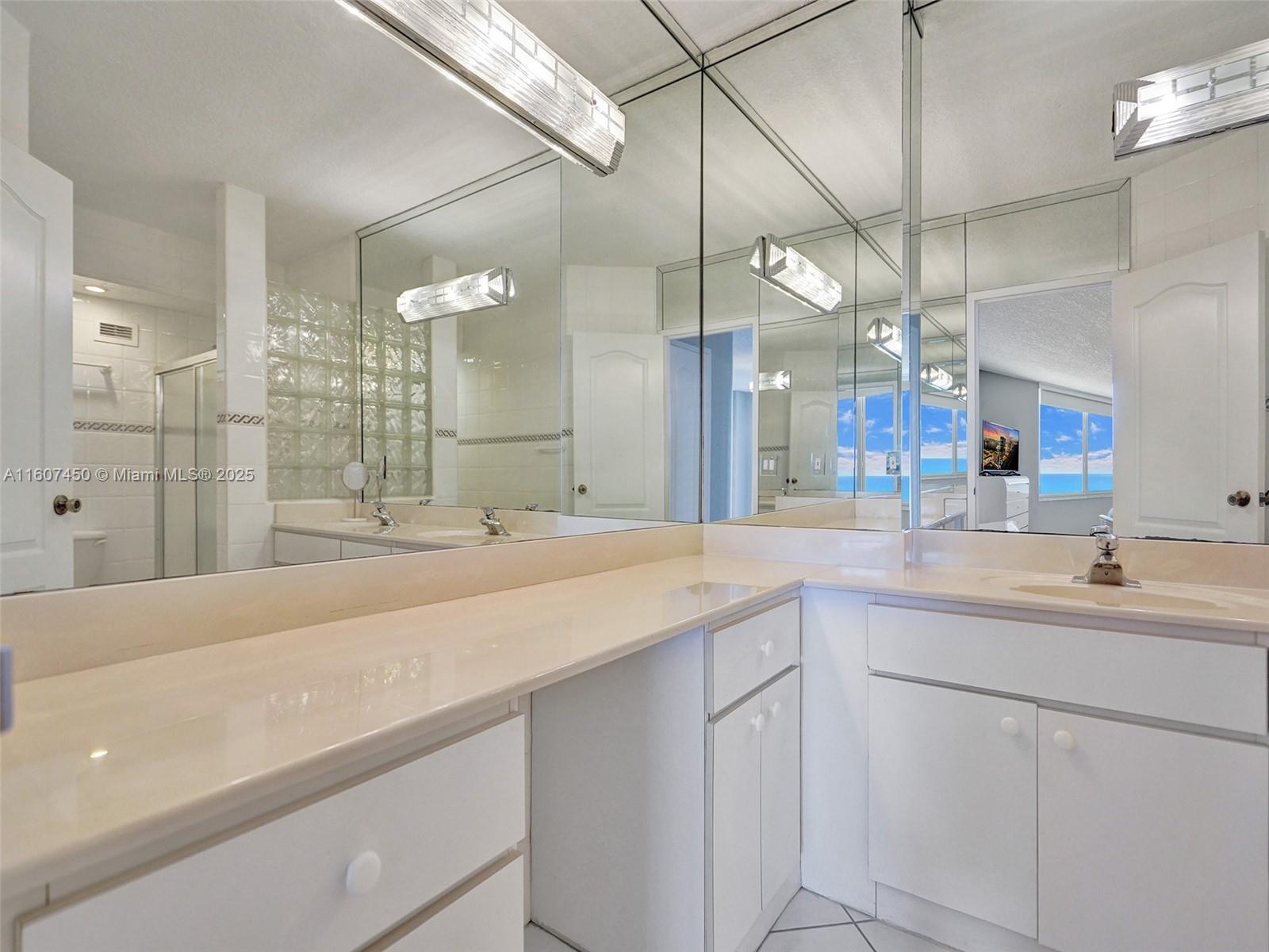 SEA AIR TOWERS CONDO - Residential Lease