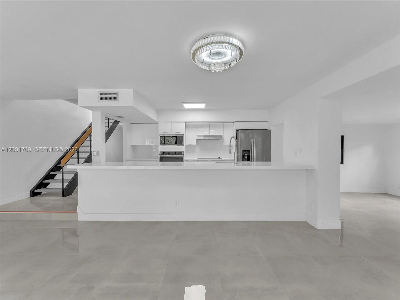 TAMERLANE - Residential