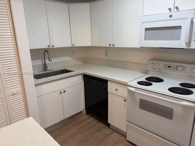 MILLER VILLAS CONDO - Residential Lease