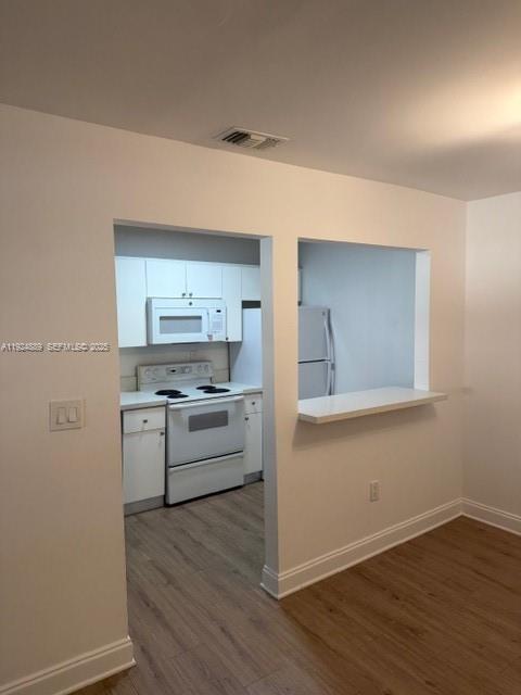 MILLER VILLAS CONDO - Residential Lease