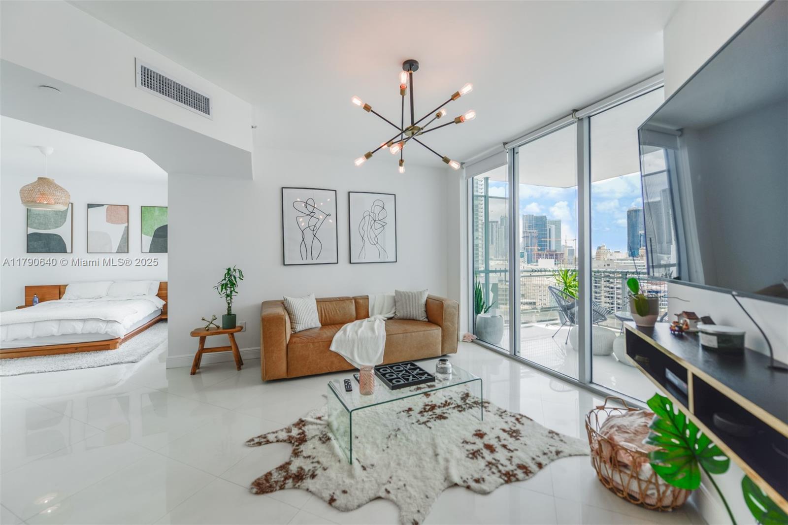 350 S Miami Ave 1911, Miami, Broward County, Florida - 1 Bedrooms  
1 Bathrooms - 