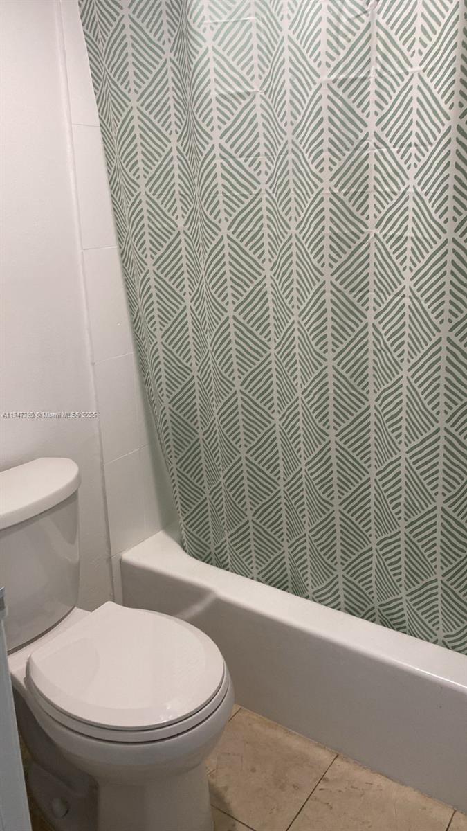 ARLEN HOUSE CONDO - Residential