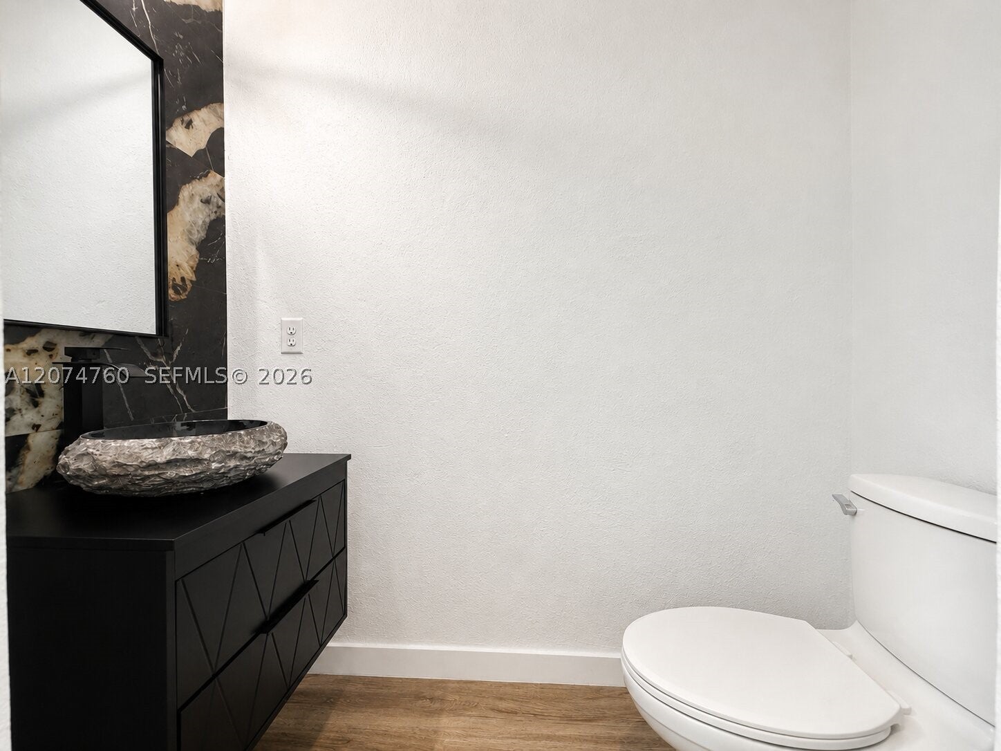 2511 Pierce St 7