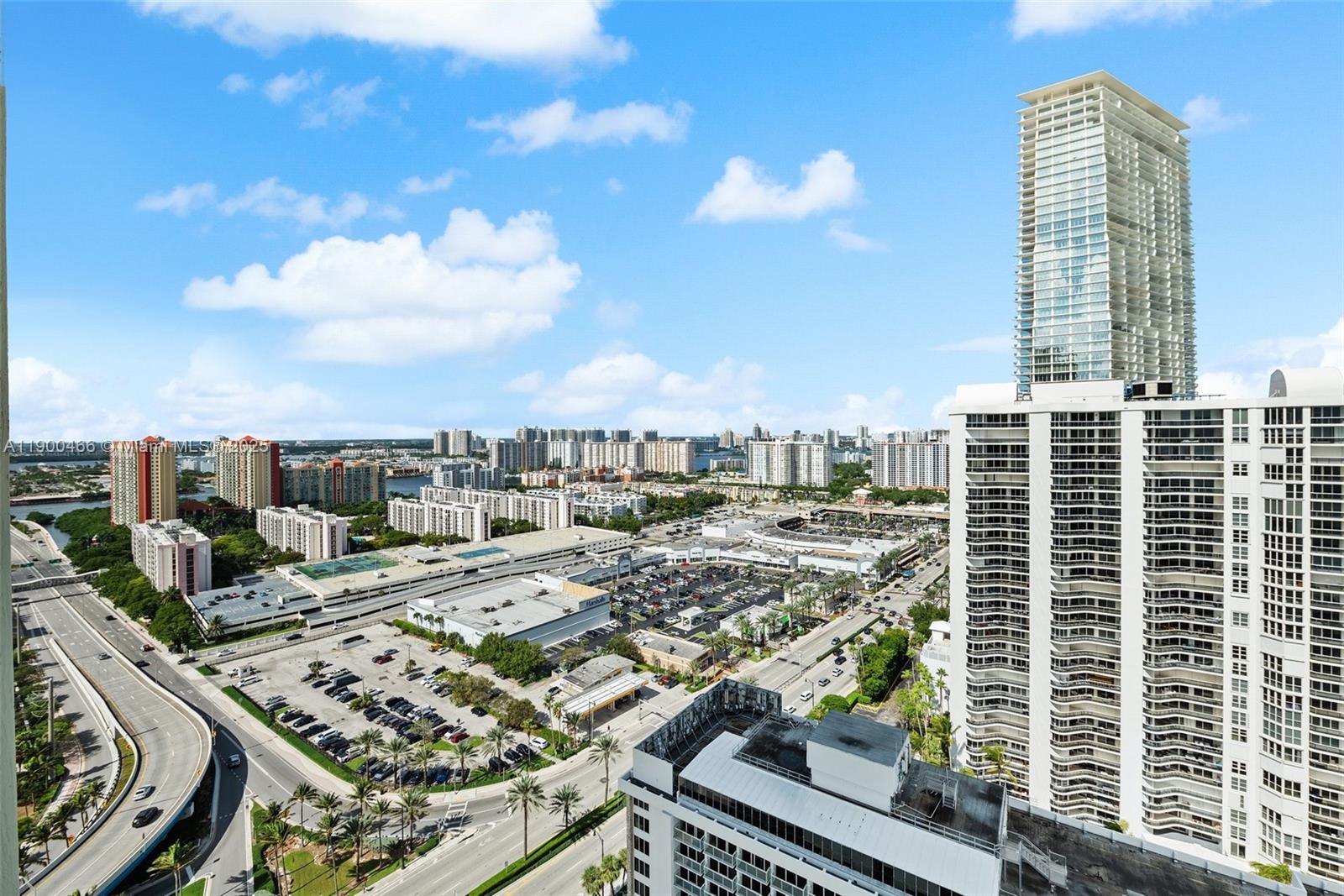 LA PERLA CONDO - Residential