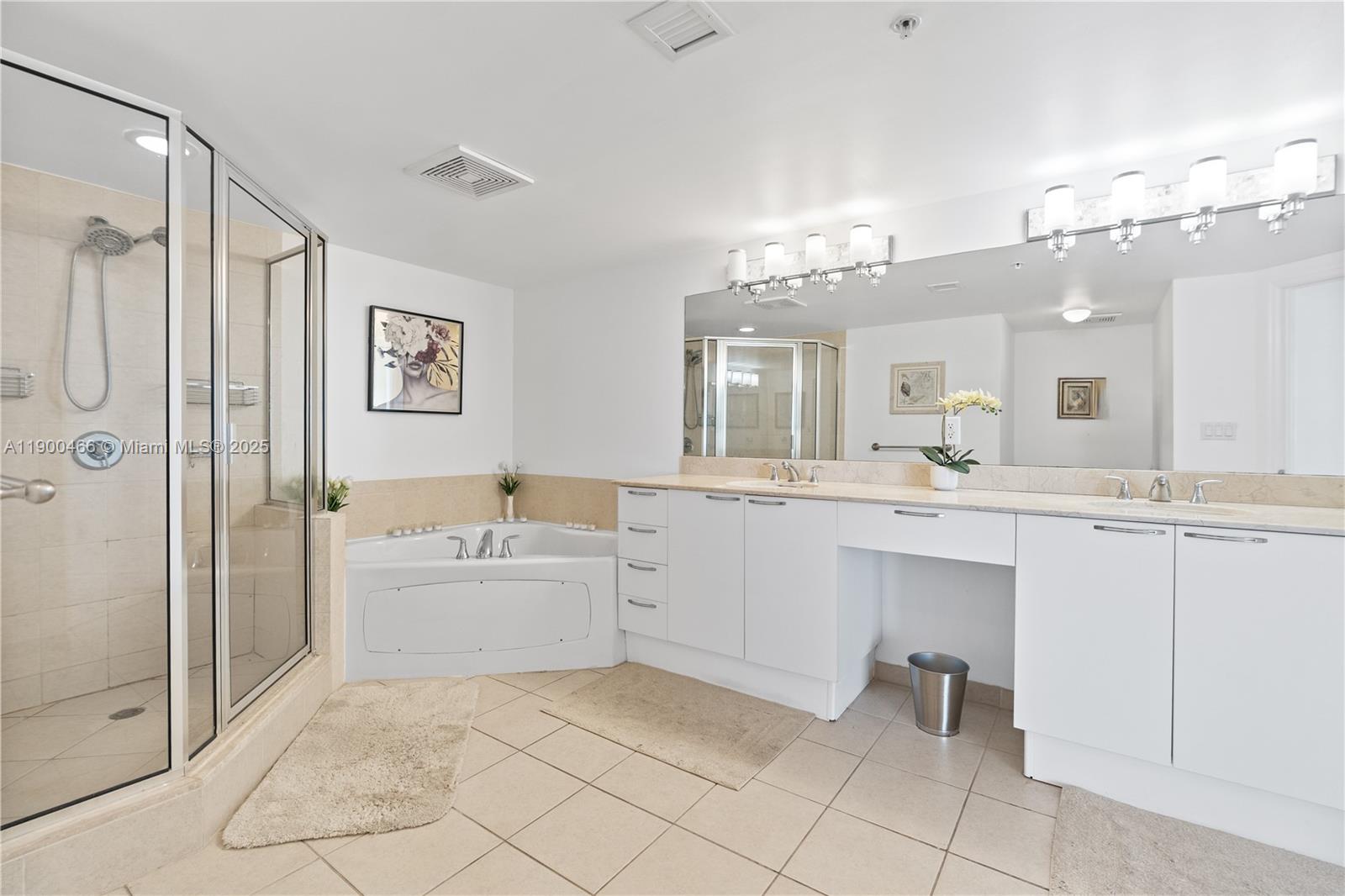 LA PERLA CONDO - Residential