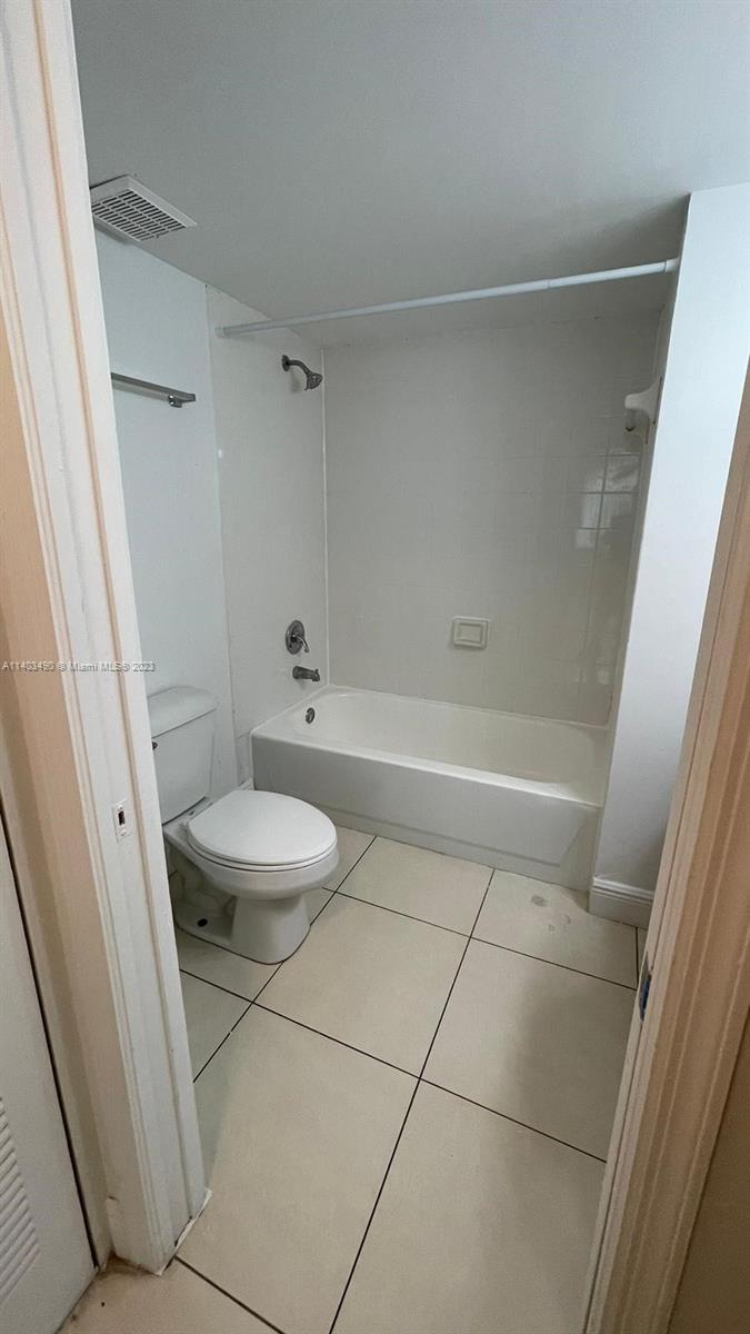 ST ANDREWS CONDO - Residential Lease