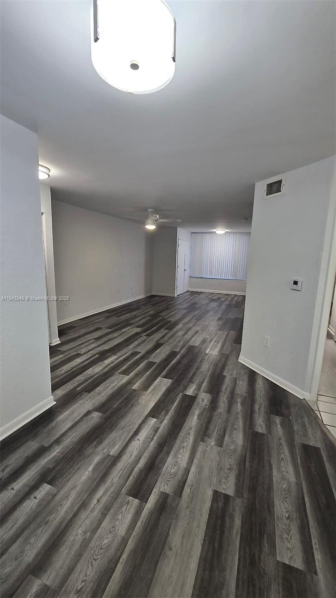 LAKEVIEW CLUB CONDO - Residential Lease