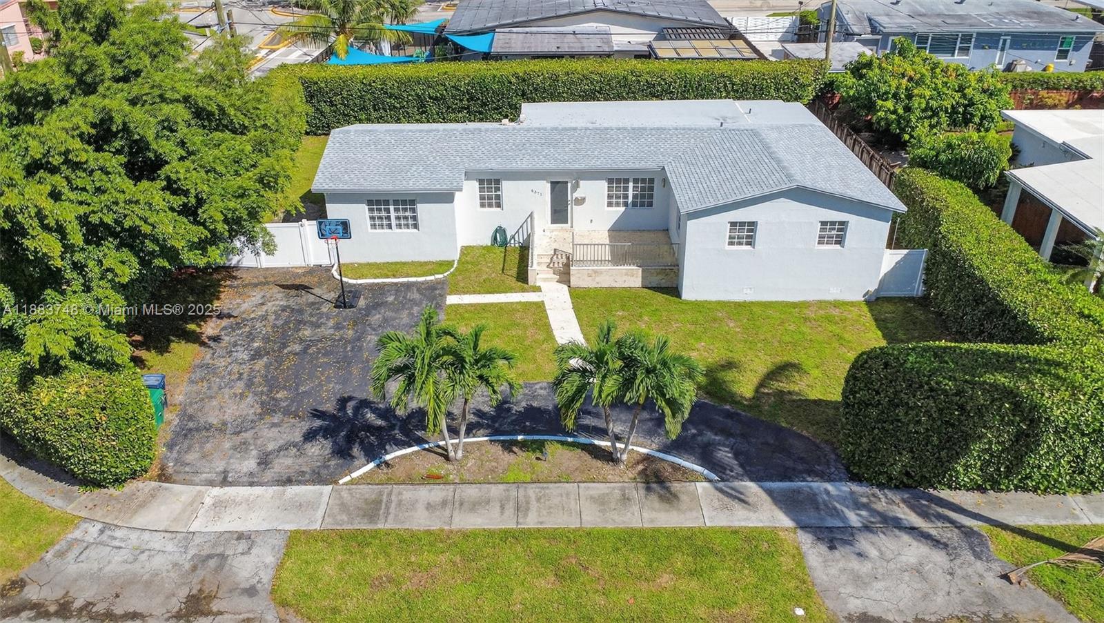 CORAL WAY VILLAGE SEC A P - Residential