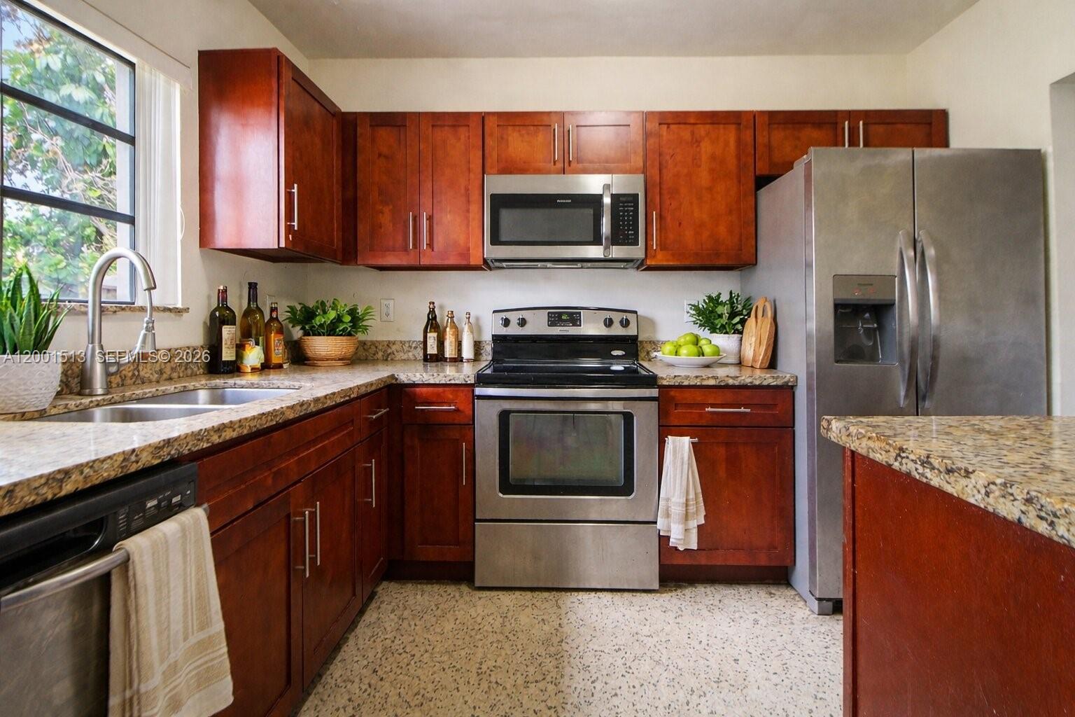 FAIRMONT - Residential