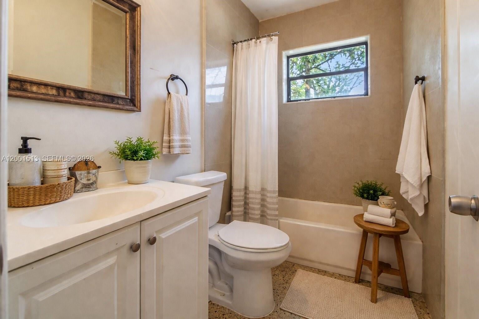 FAIRMONT - Residential