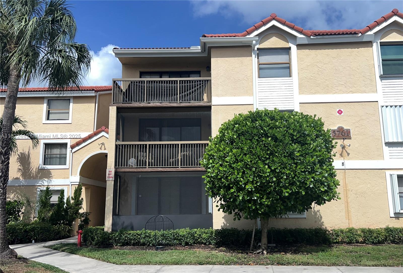 Rental Property at 5761 Riverside Dr 103B4, Coral Springs, Broward County, Florida - Bedrooms: 1 
Bathrooms: 1  - $1,850 MO.