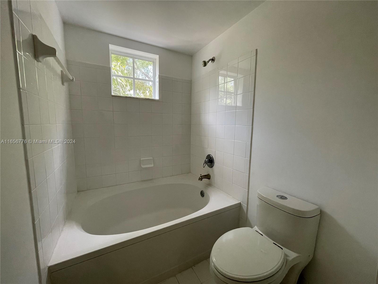 PORTO BELLAGIO CONDO - Residential Lease